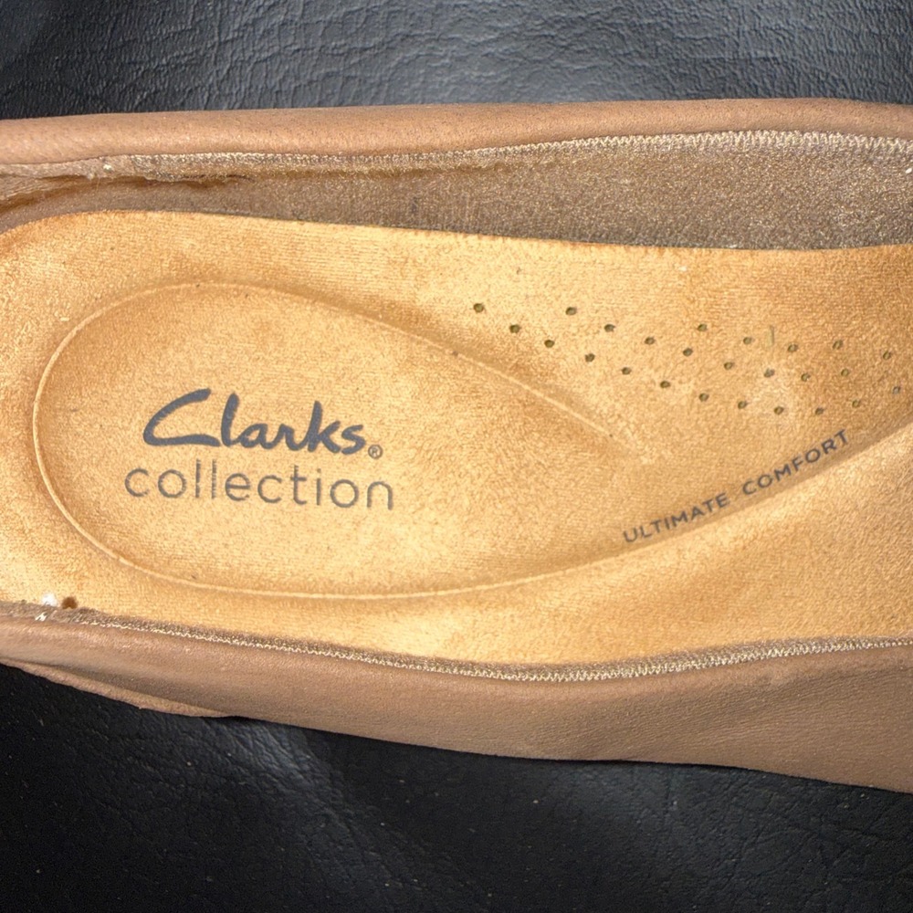 Clarks Collection Tan Slip On Loafers Womens Size 12 Ultimate Comfort Flats - Picture 7 of 8